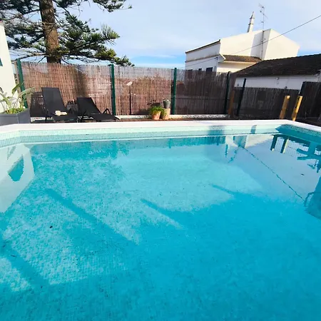 Willa Ancora & Pool Full House *