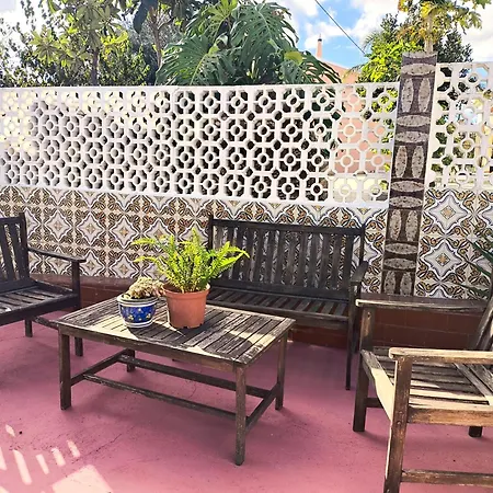 Ancora & Pool Full House Willa