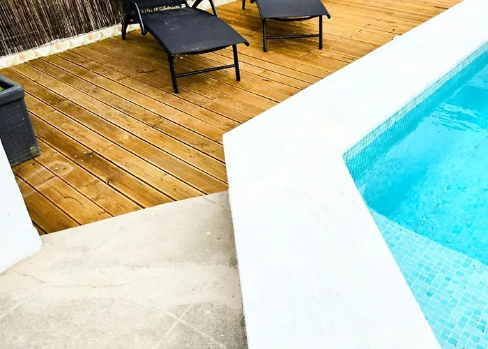 Ancora & Pool Full House *