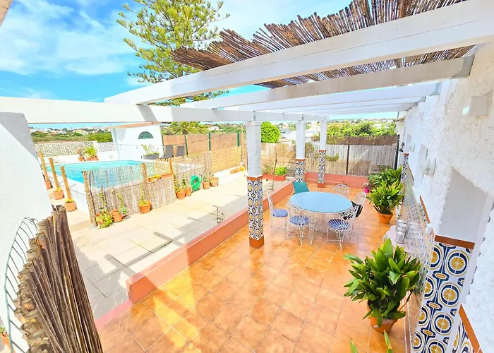 Villa Bonito & Pool Full House *