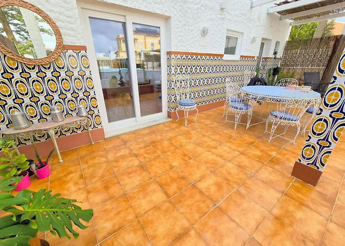 Ancora & Pool Full House